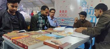 Mahakumbh 2025: National Book Trust's Reading Lounge Becomes Intellectual Hub for Devotees